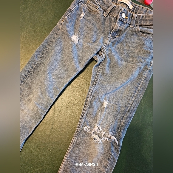 Levi and Old Navy Girls Outfit - Picture 6 of 12